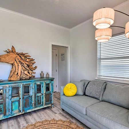 Coastal Surfside Beach House Walk To The Ocean! Εξωτερικό φωτογραφία