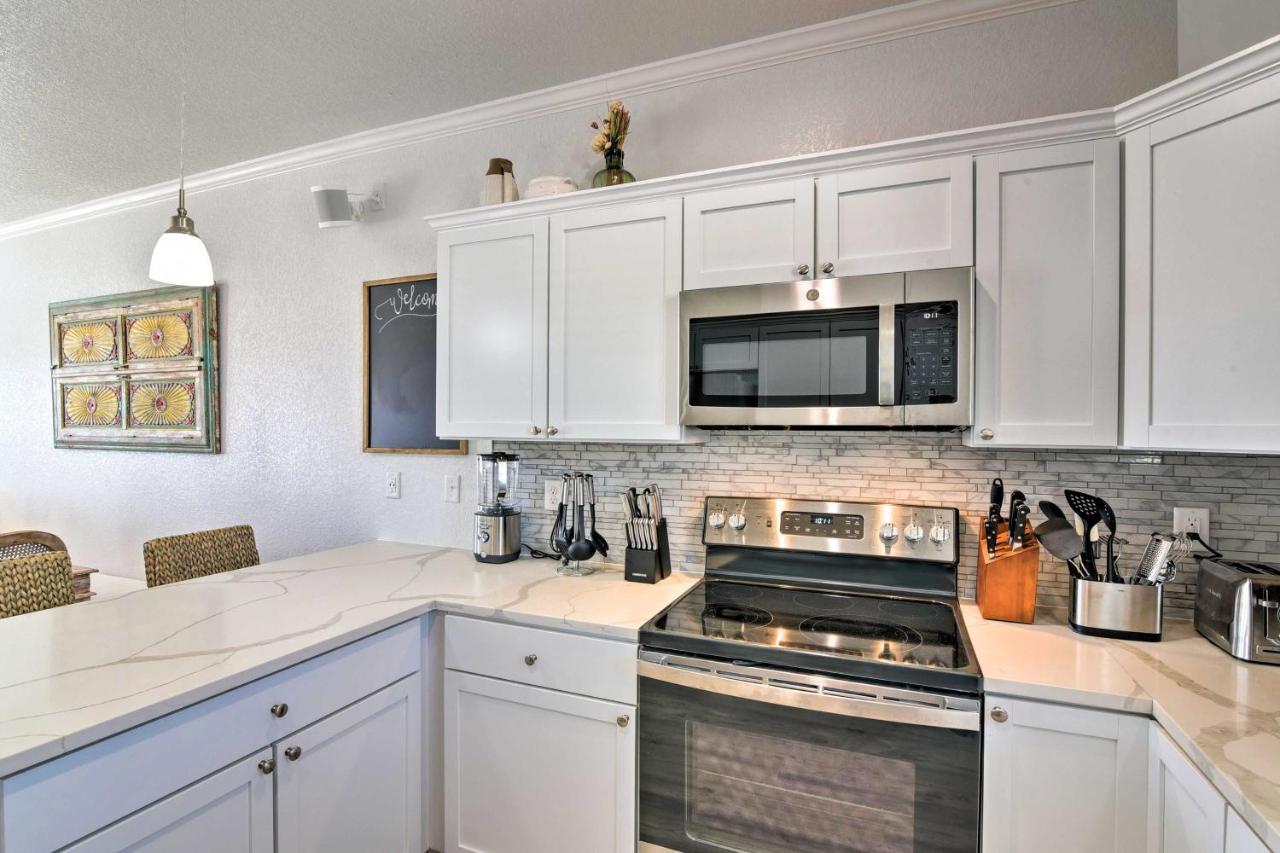 Coastal Surfside Beach House Walk To The Ocean! Εξωτερικό φωτογραφία